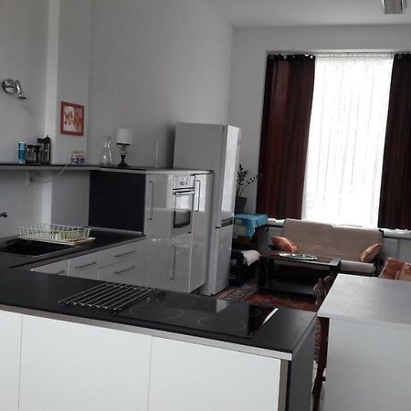 Apartman Yvet Sucany Exteriör bild